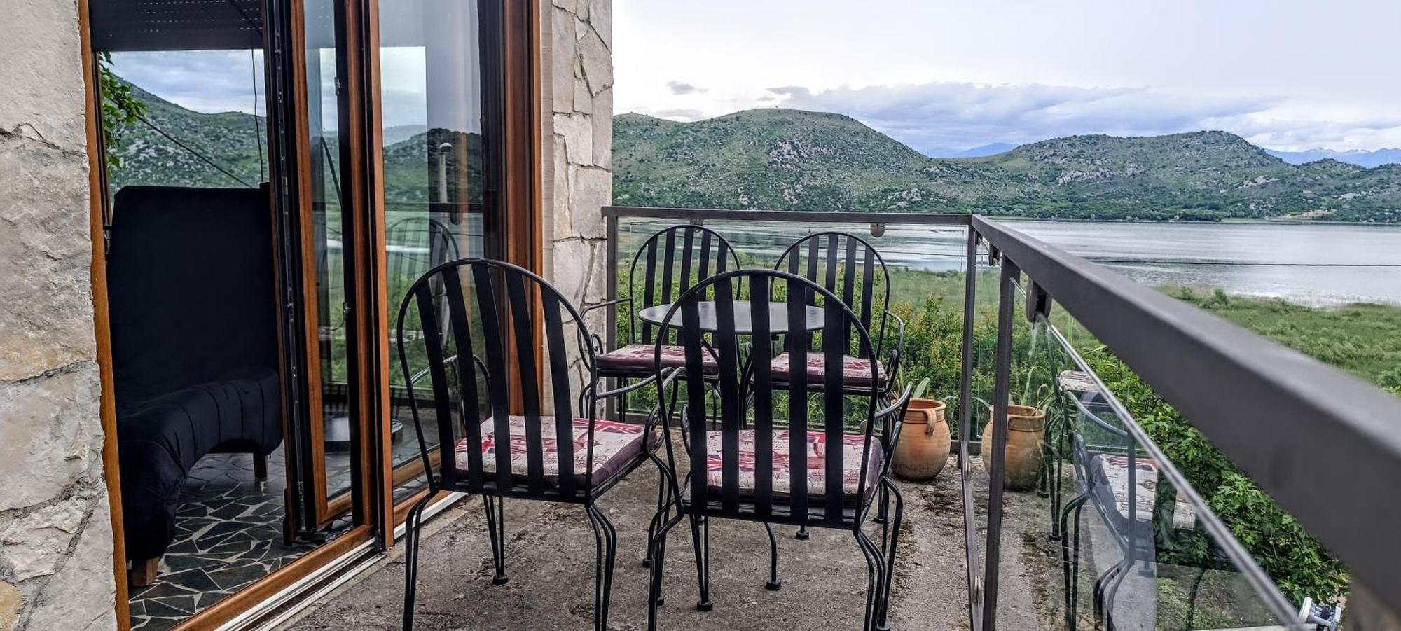 פודגוריצה Holiday Home Haustor With Skadar Lake View מראה חיצוני תמונה